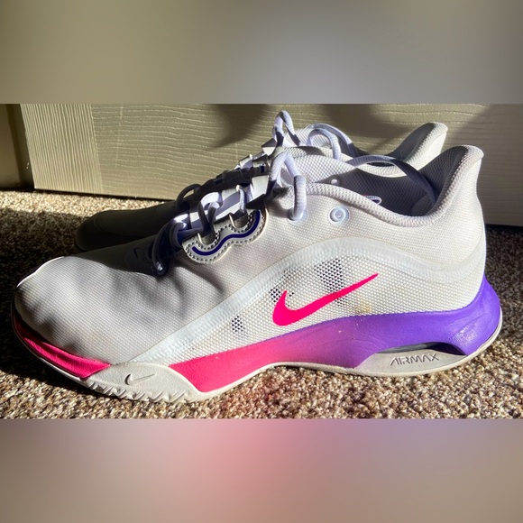 Nike Shoes Nike Womens Size 95 Air Max Volley White Pink